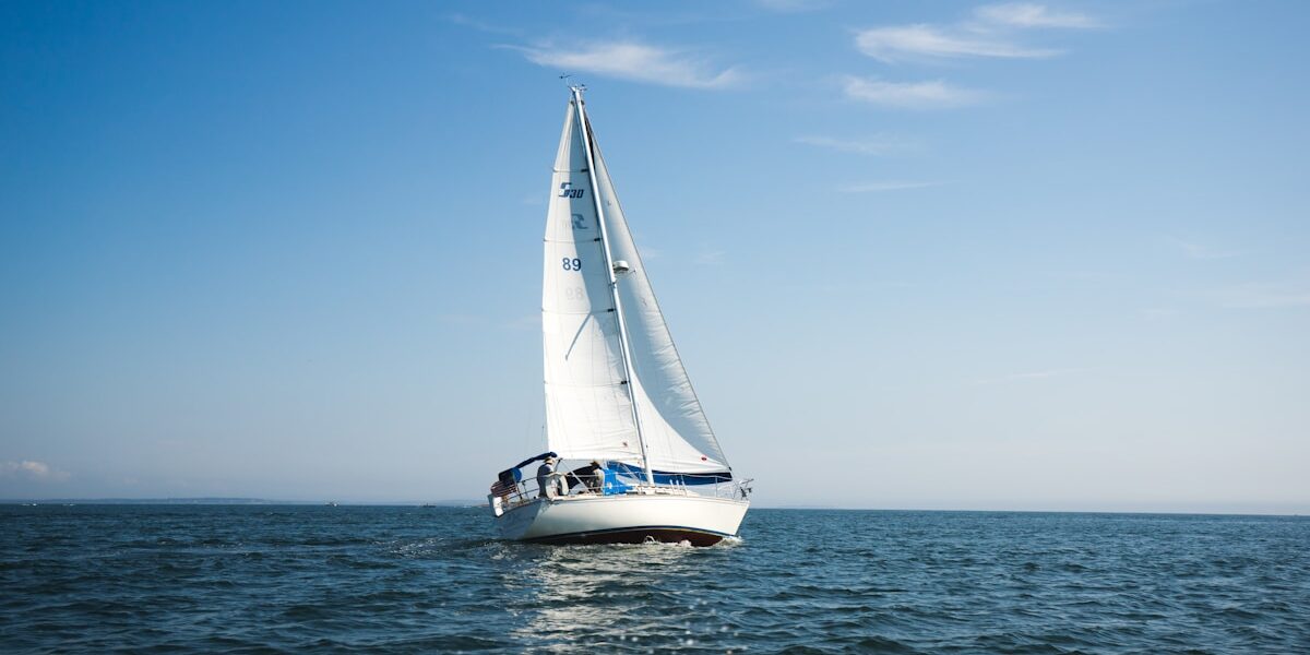 Sailing After Dark: Navigation, Lighting, and Safety for Night Passages